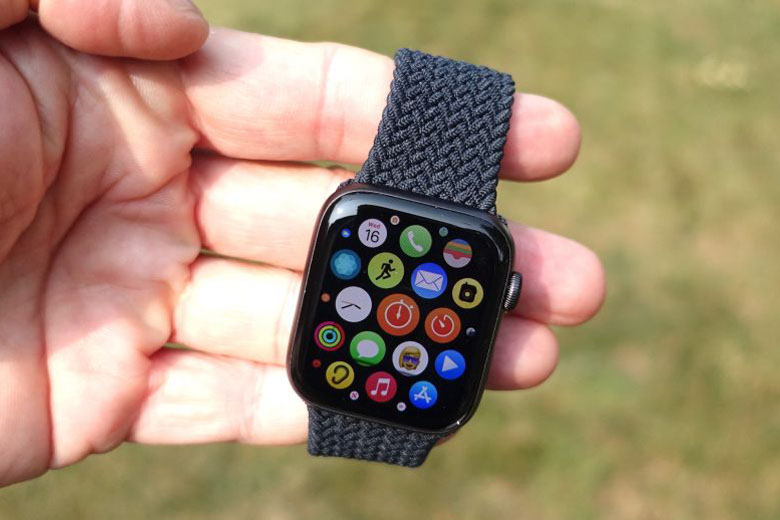 Màn hình Apple Watch SE