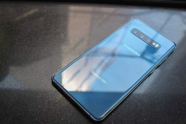 galaxy-s10-plus-8gb128gb-moi-100-fullbox-ban-my-chip-rong-snapdragon-855-9.jpg