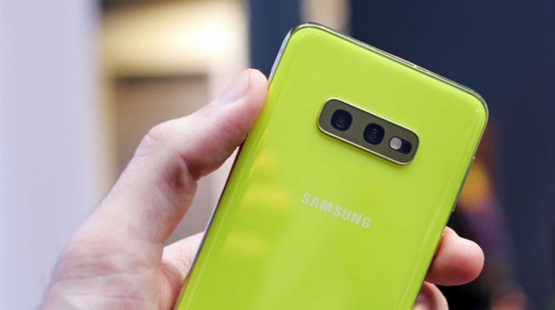 samsung-galaxy-s10e2a.jpg