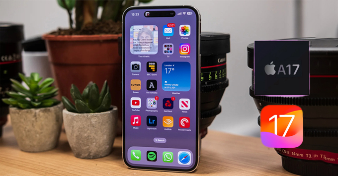 Đánh giá màn hình iPhone 15 Pro